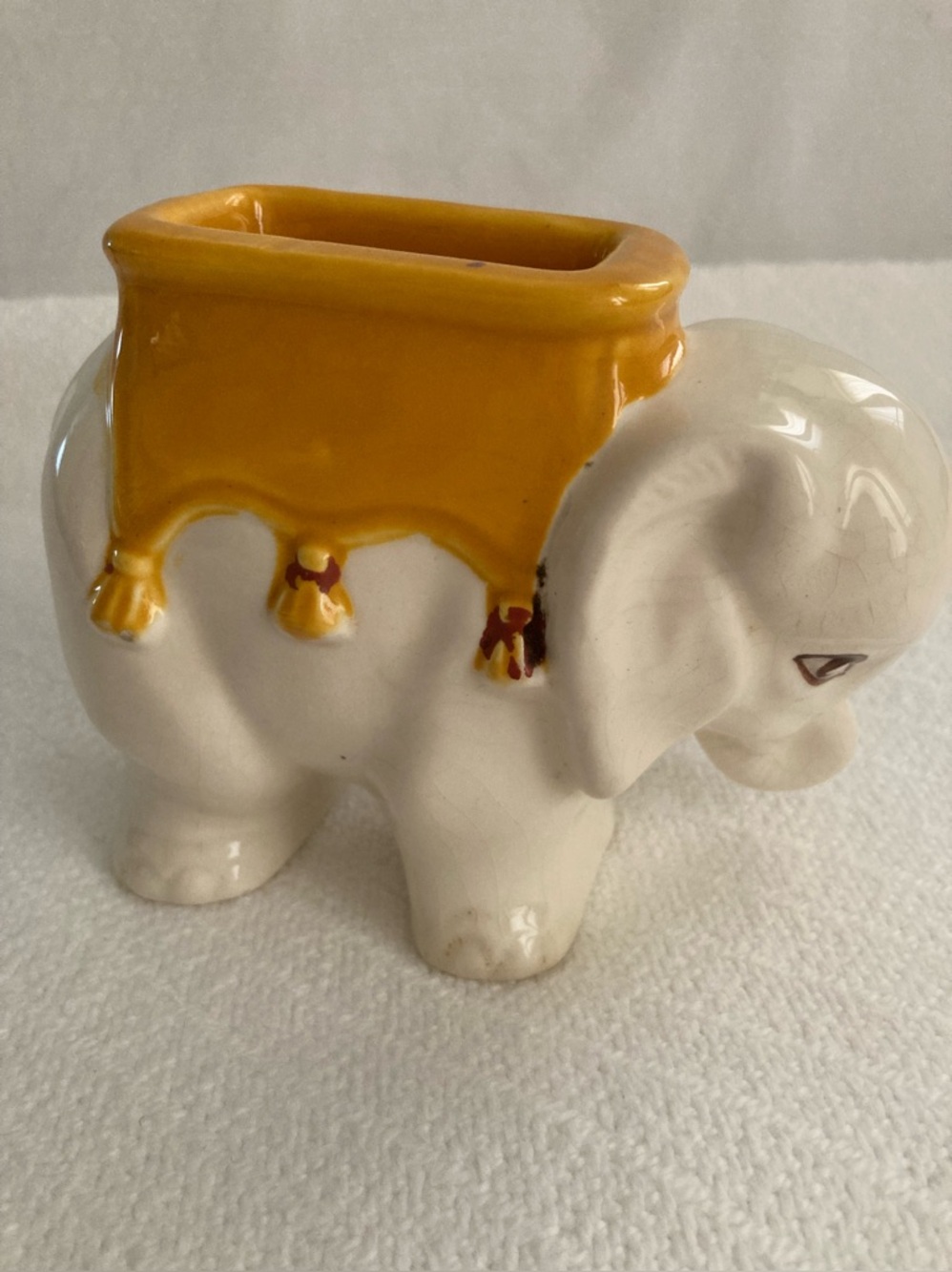 Vintage Ceramic Elephant Match Stick Holder Marked Czechoslovakia Yellow/White